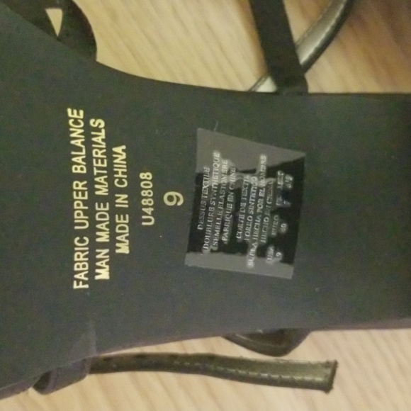 Unlisted black capped toe shoes (9) - Picture 5 of 7